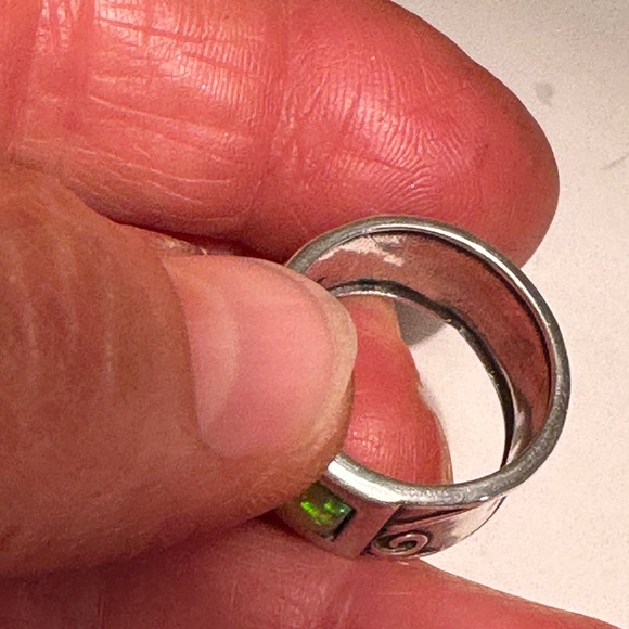 Silver and Opal Ring Sz 6.5-7 - Picture 6 of 6